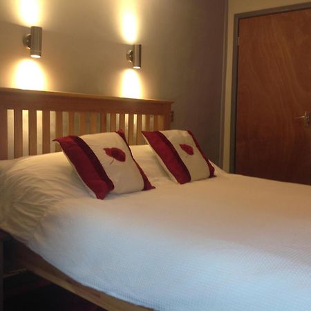 Afon Duad Inn Cwm-Duad Luaran gambar